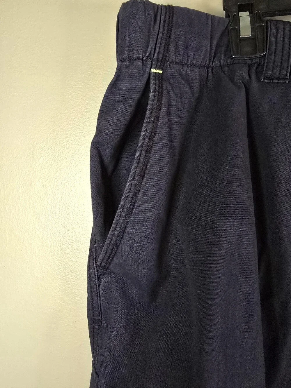 Tommy Bahama Survivor Cargo Shorts Mens 2XT 8” Black Cotton Summer Elastic Waist
